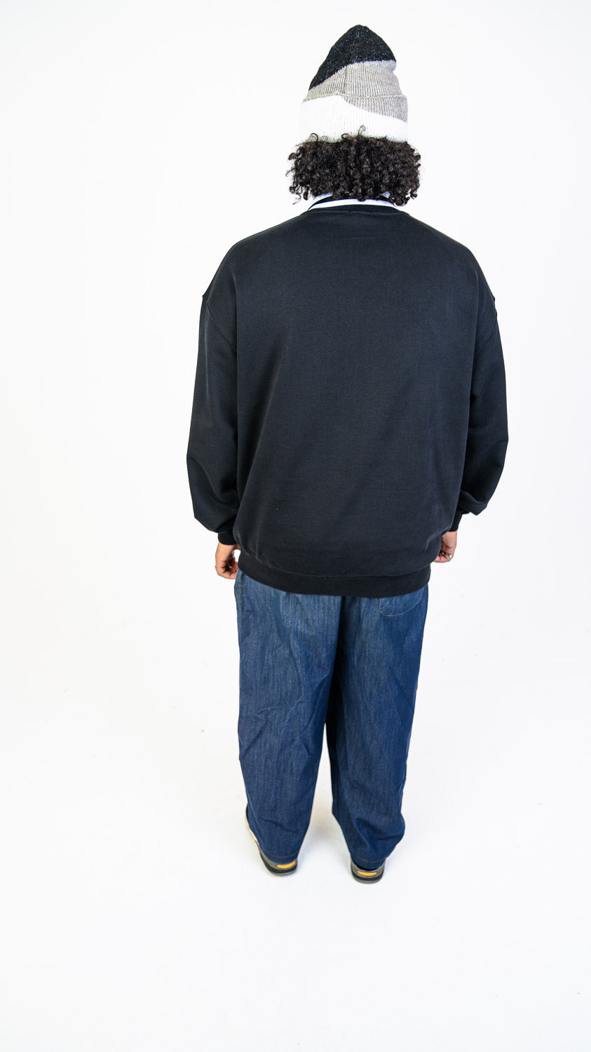 Bay | 6ix Crew jumper black