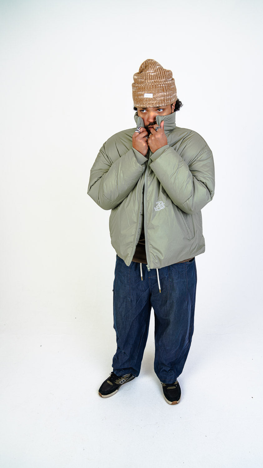 Bay | 6ix Onyx Puffer Olive.