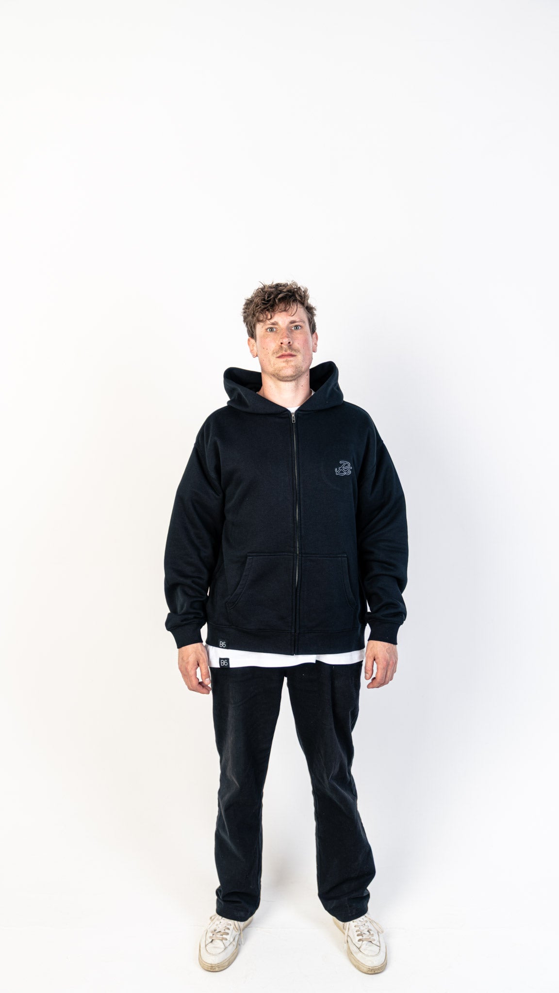 Bay | 6ix Studio Fit Zip Black