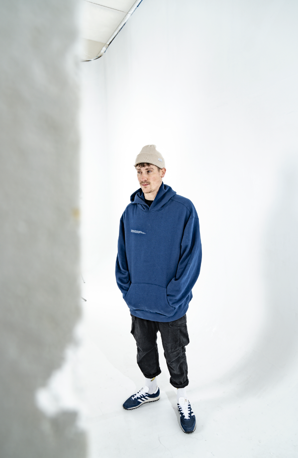 Bay | 6ix Mantra Minimalism Hood Navy