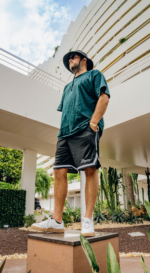 Bay | 6ix Essence Tee Pine Green