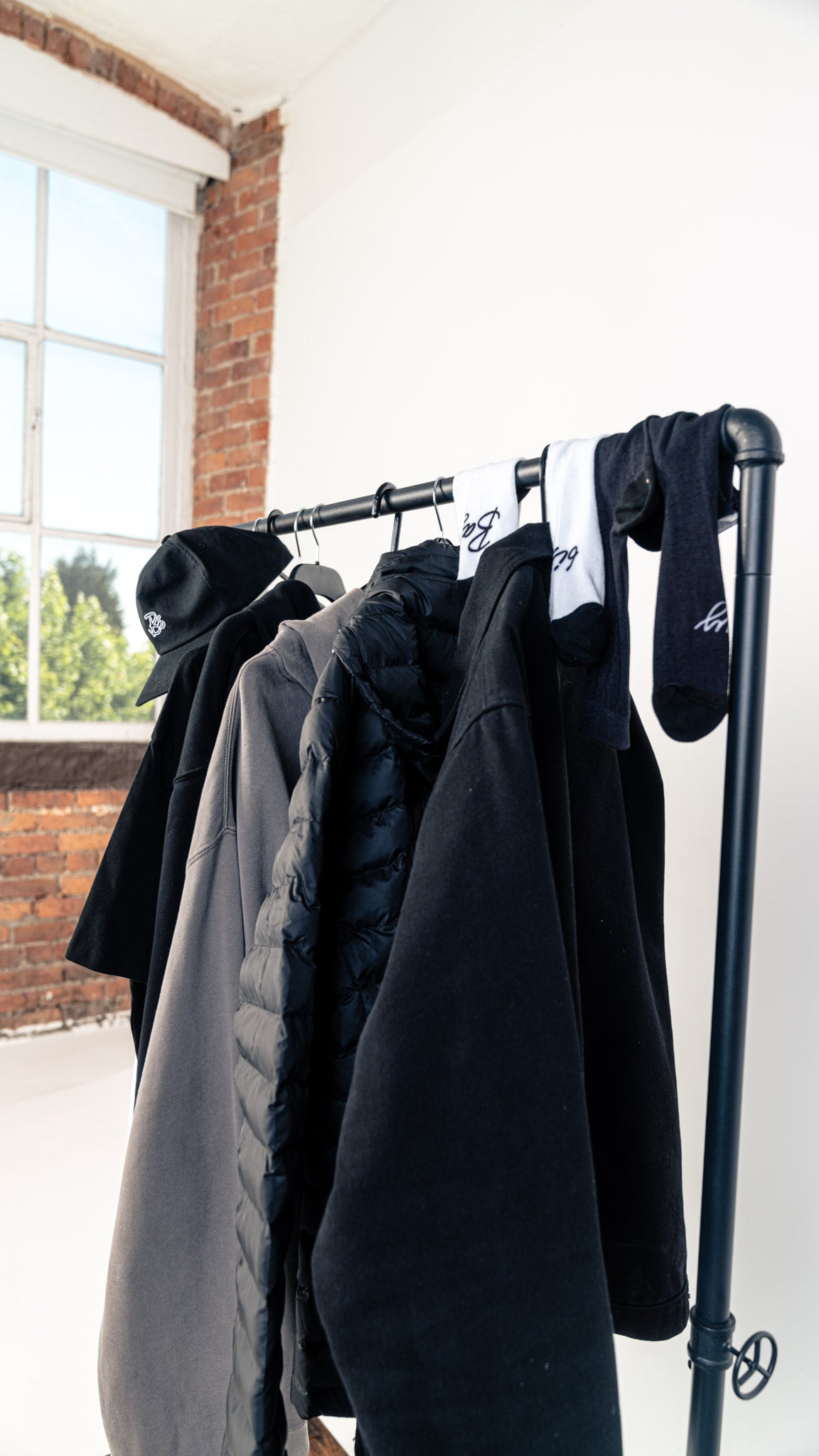 Bay | 6ix First On Socks Black