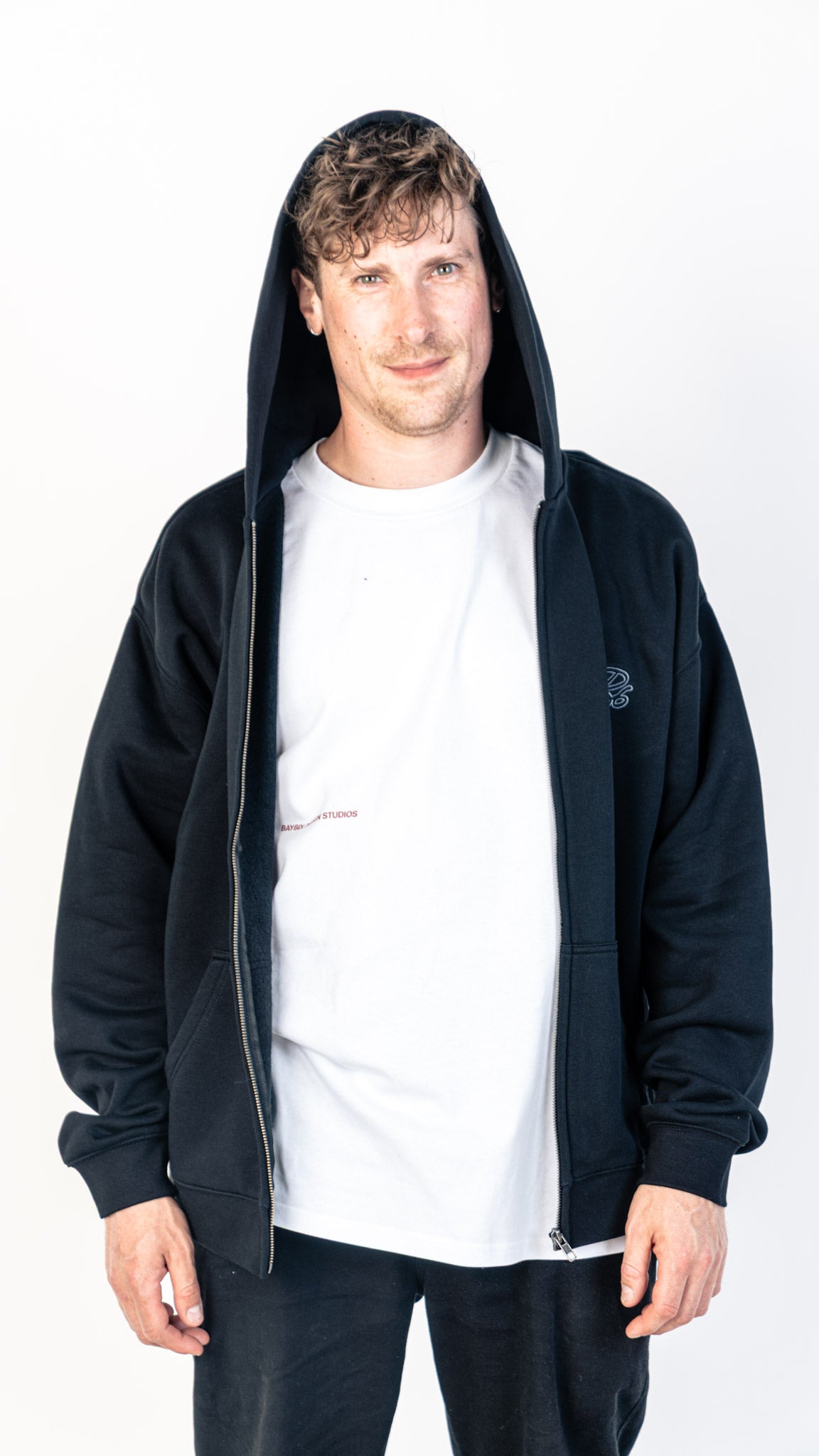 Bay | 6ix Studio Fit Zip Black