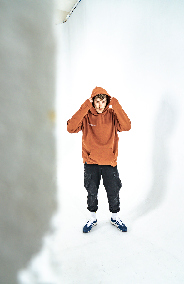 Bay | 6ix Mantra Minimalism Hood Rust