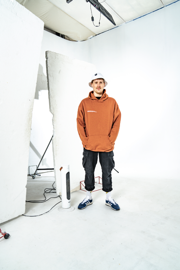 Bay | 6ix White Bucket Hat