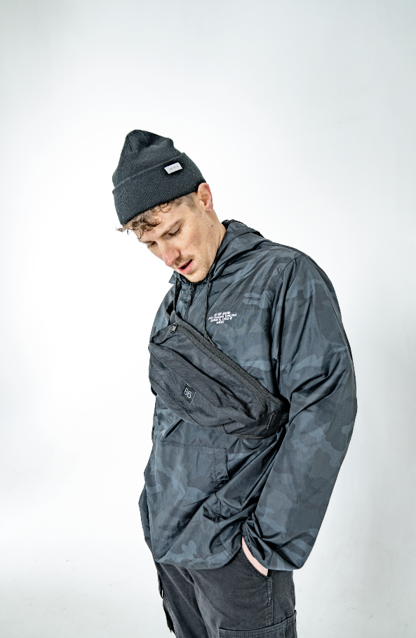 Bay | 6ix Patch Car-very Beanie Black